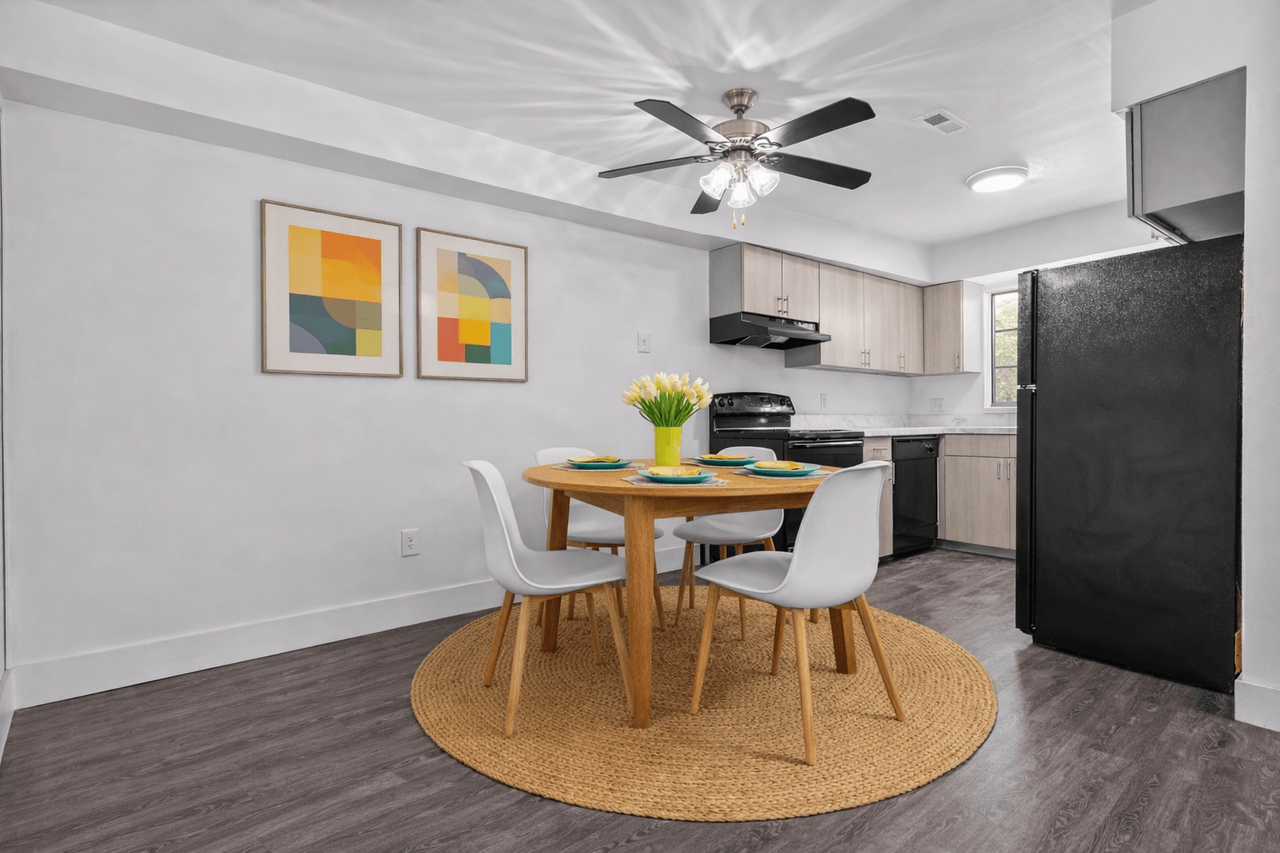 Pilgrim Village - Canton, MI - Photo 2 of 26