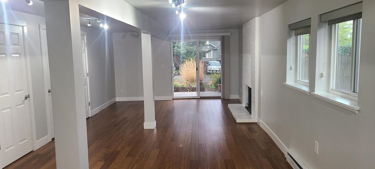 8011 12th Avenue Northeast ##LL - Photo 3 of 12