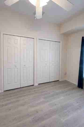 213 Rotonda Blvd W #B - Photo 6 of 12