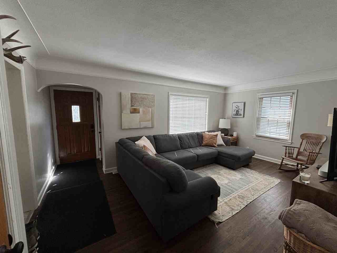 3132 Edgewood Ave S #1 - Photo 3 of 26