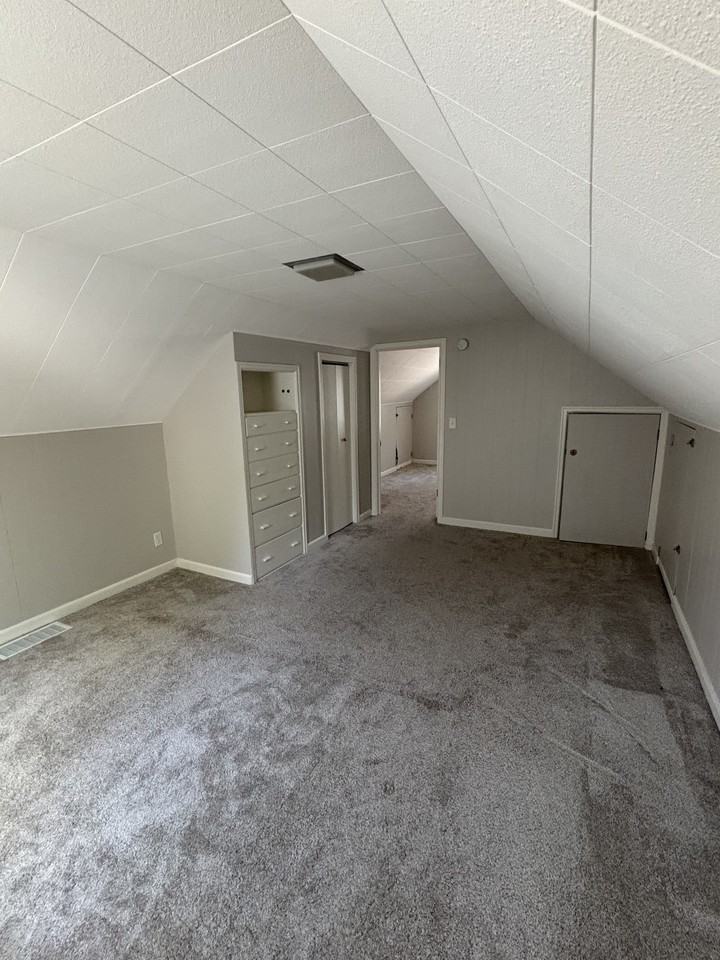 3132 Edgewood Ave S #1 - Photo 6 of 26