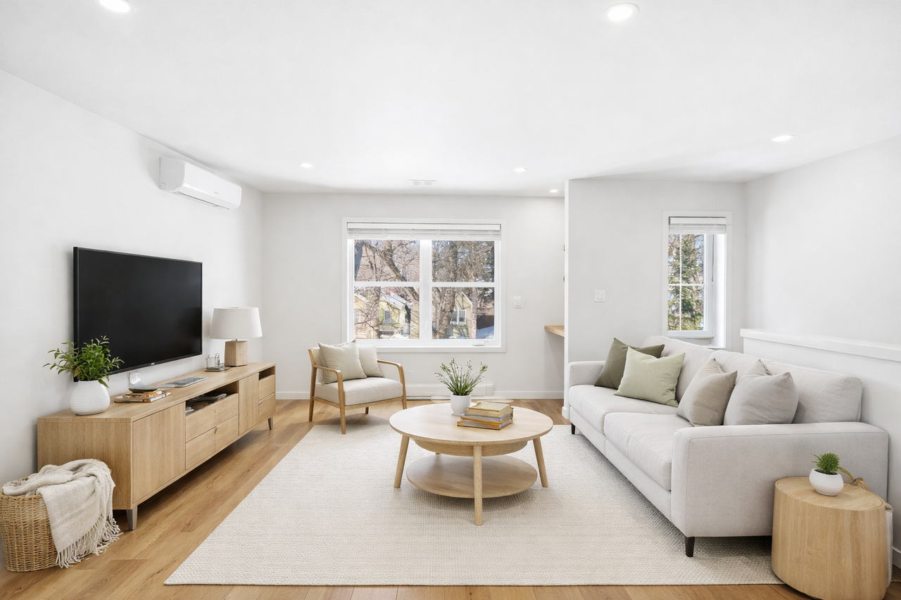 106 Renfrew Street - Photo 2 of 19