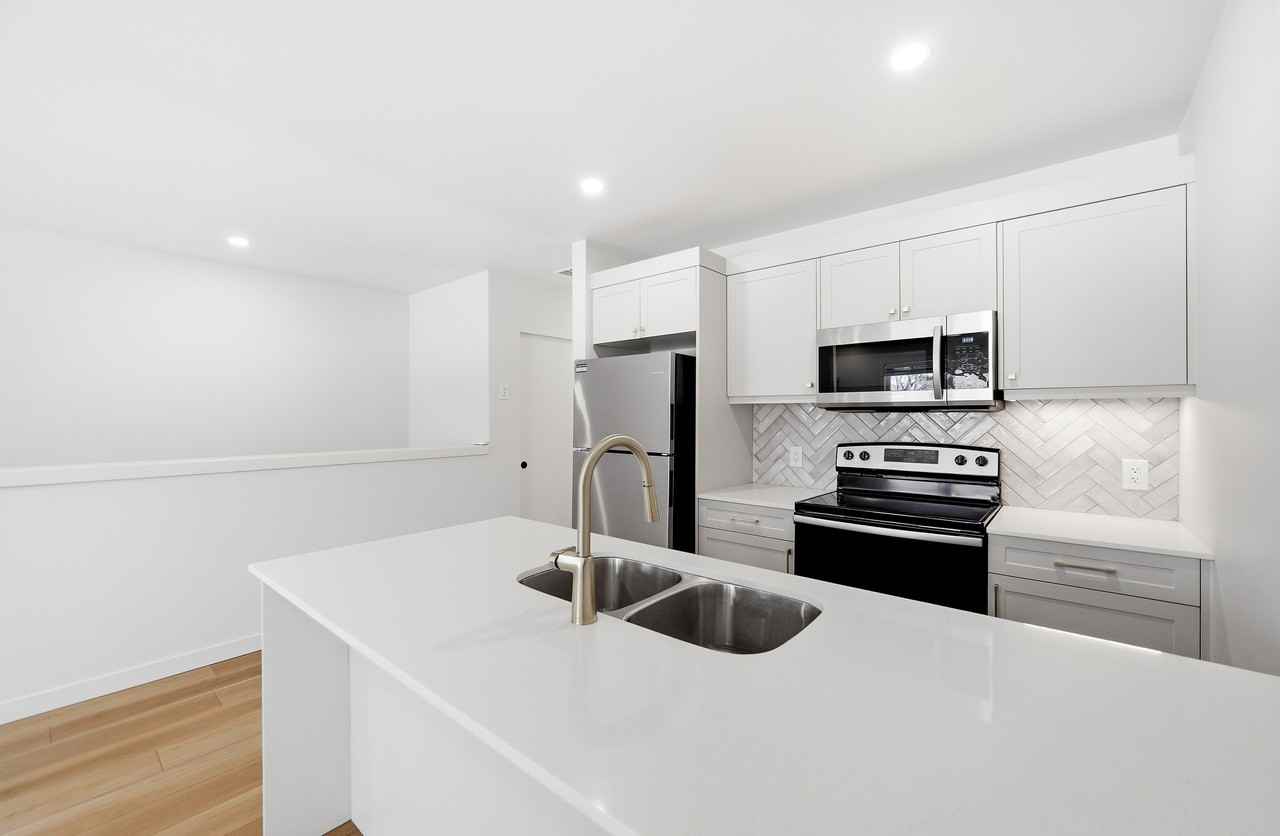106 Renfrew Street - Photo 4 of 19