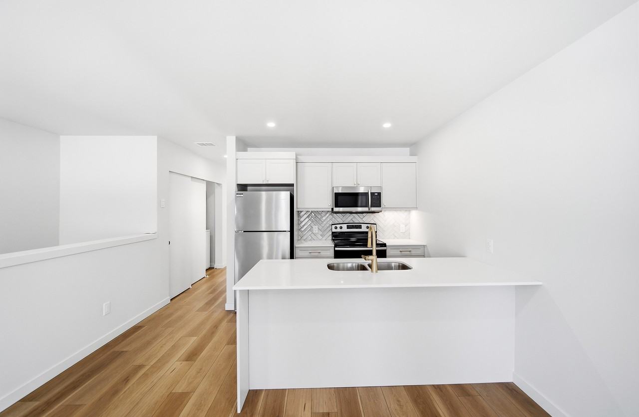 106 Renfrew Street - Photo 6 of 19