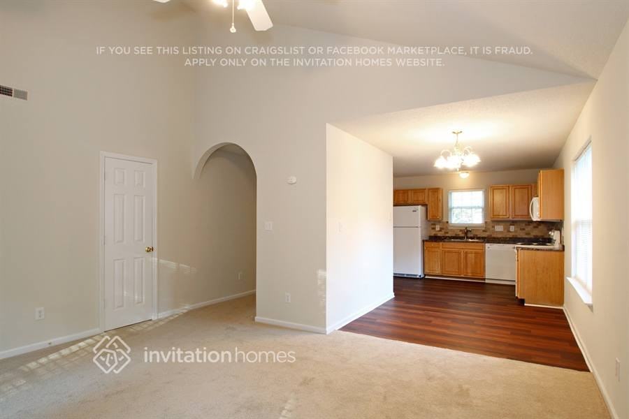 3417 Hunting Wood Ct - Photo 2 of 14