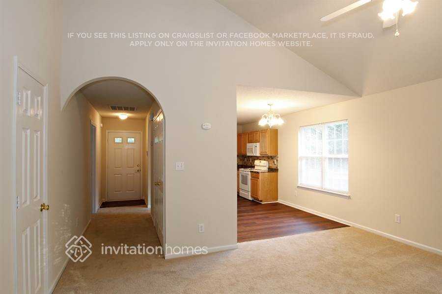 3417 Hunting Wood Ct - Photo 3 of 14