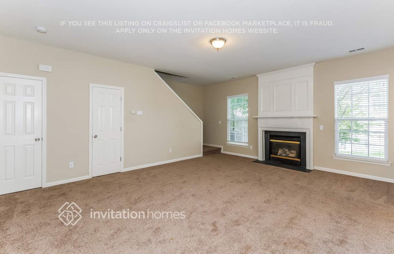 9117 Lanigan St - Photo 2 of 22