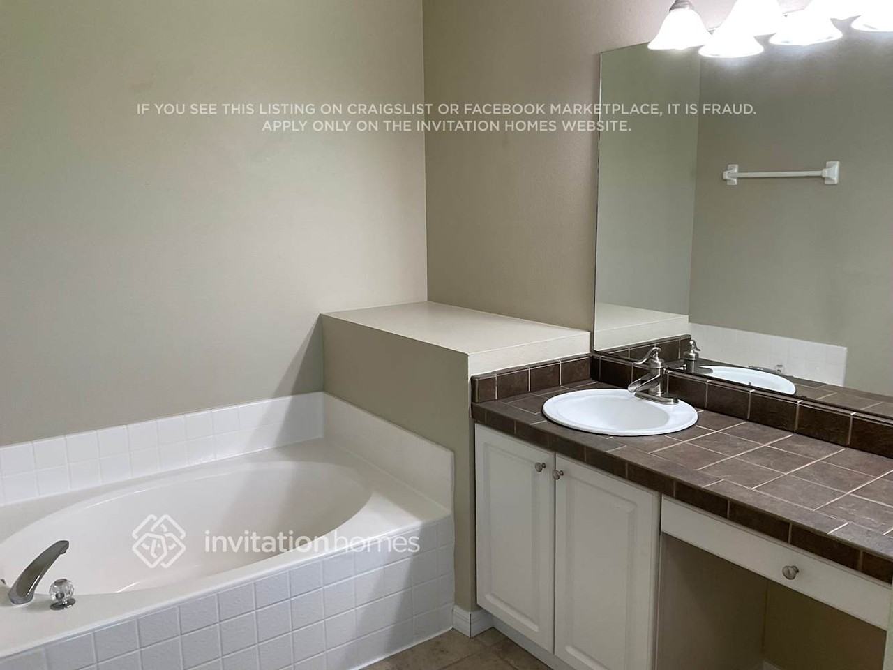 2314 Umbrella Tree Dr - Photo 4 of 7