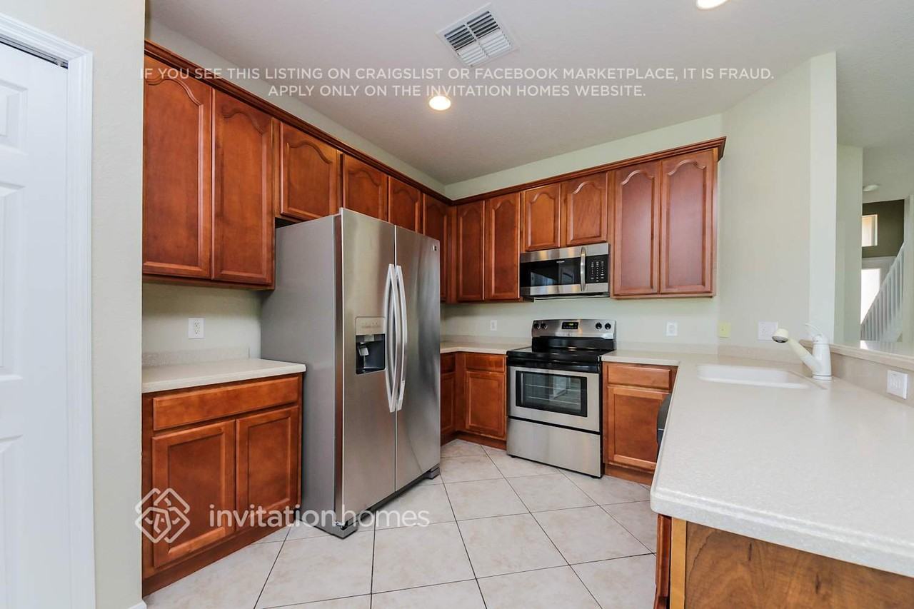 1063 Hermosa Way - Photo 5 of 21