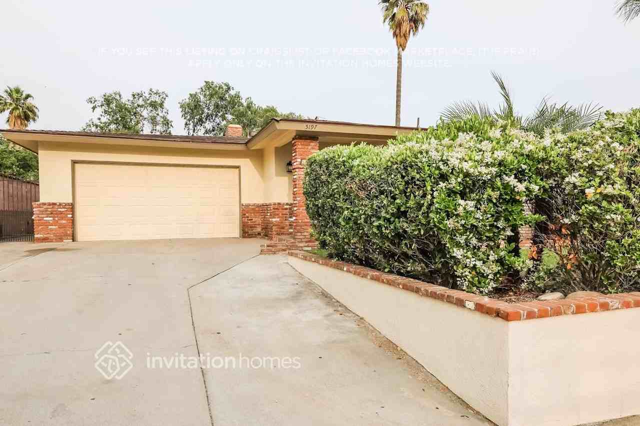 5197 N Mountain View Ave - Photo 2 of 18