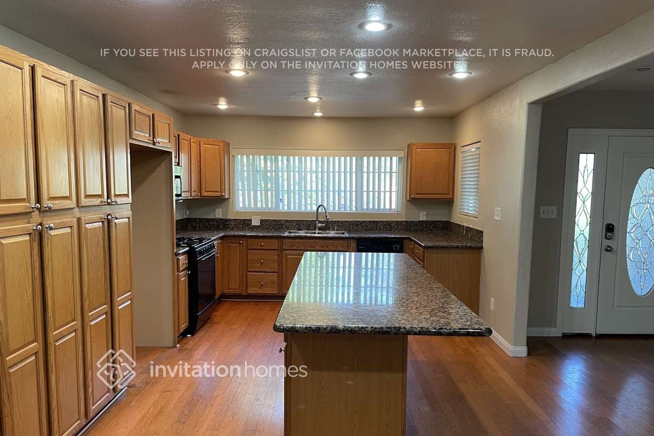 5197 N Mountain View Ave - Photo 6 of 18