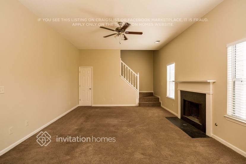 572 Lakewater View Dr - Photo 4 of 22