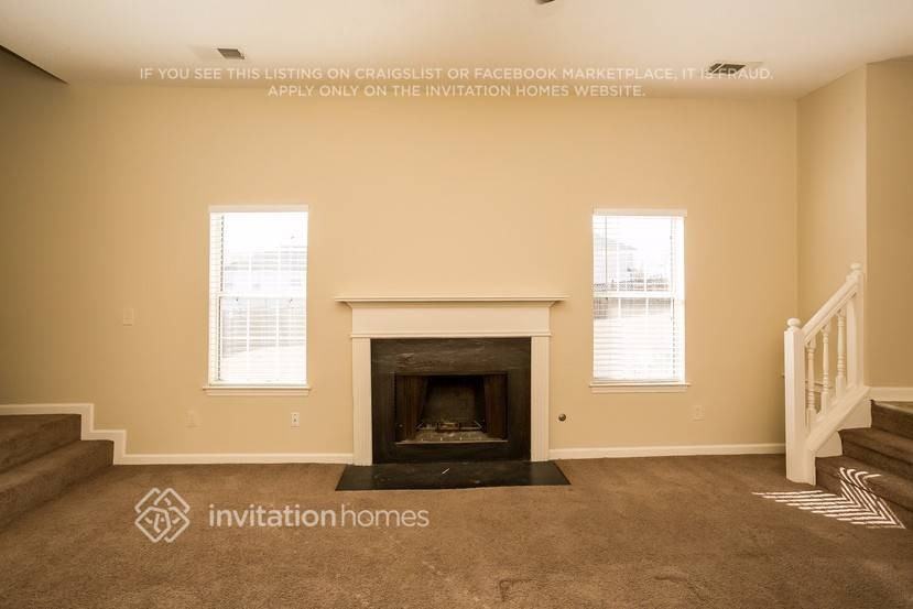 572 Lakewater View Dr - Photo 5 of 22