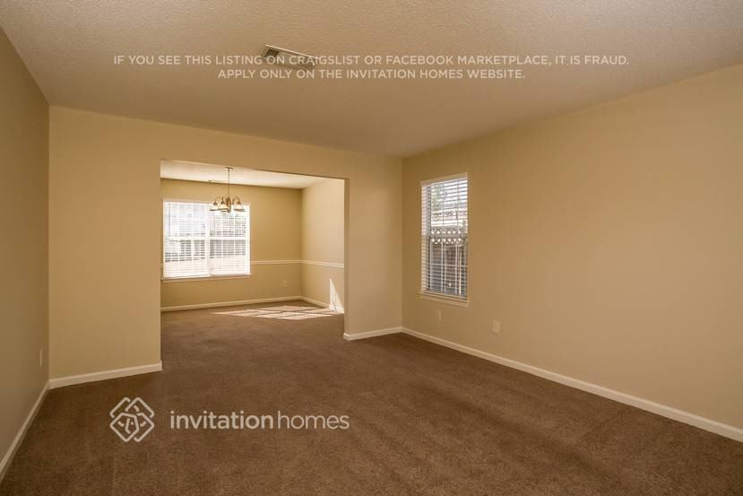 572 Lakewater View Dr - Photo 7 of 22