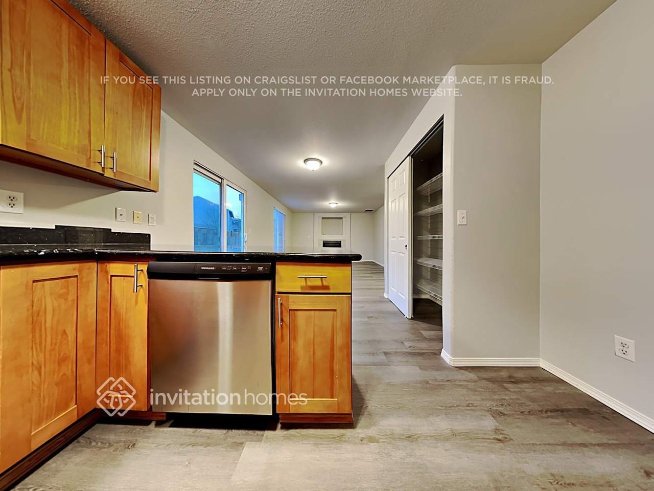 8733 Milbanke Dr Se - Photo 7 of 21