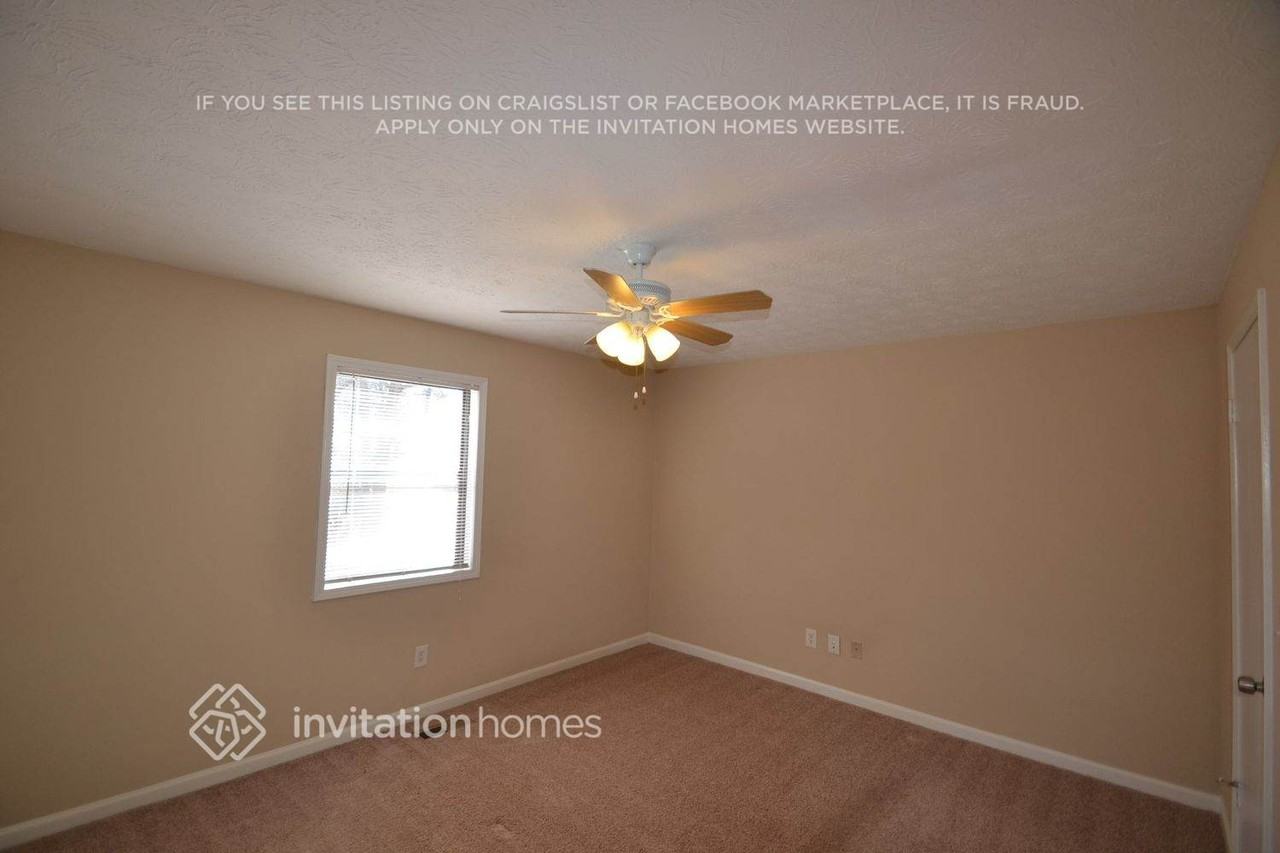 6075 Cowan Mill Rd - Photo 5 of 10