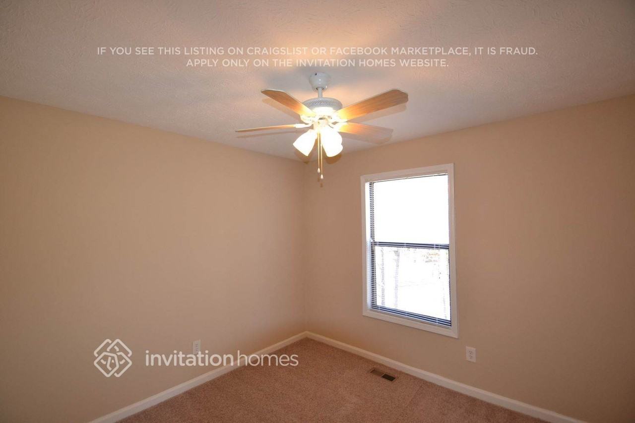 6075 Cowan Mill Rd - Photo 6 of 10