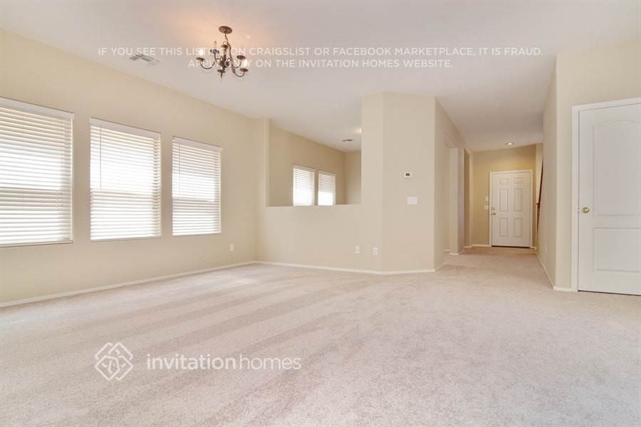 17325 N 185th Dr - Photo 3 of 14