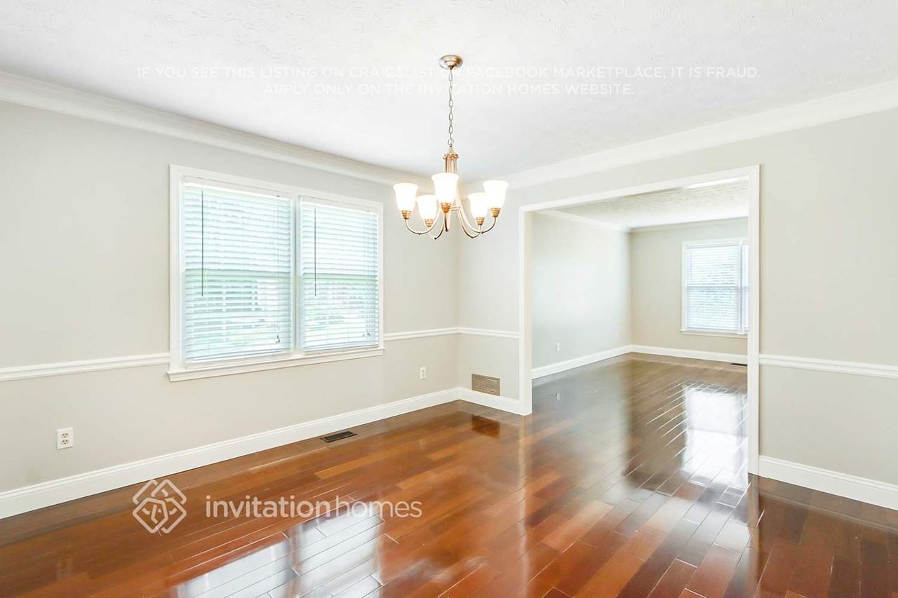 3206 Elizabeth Ln - Photo 6 of 28