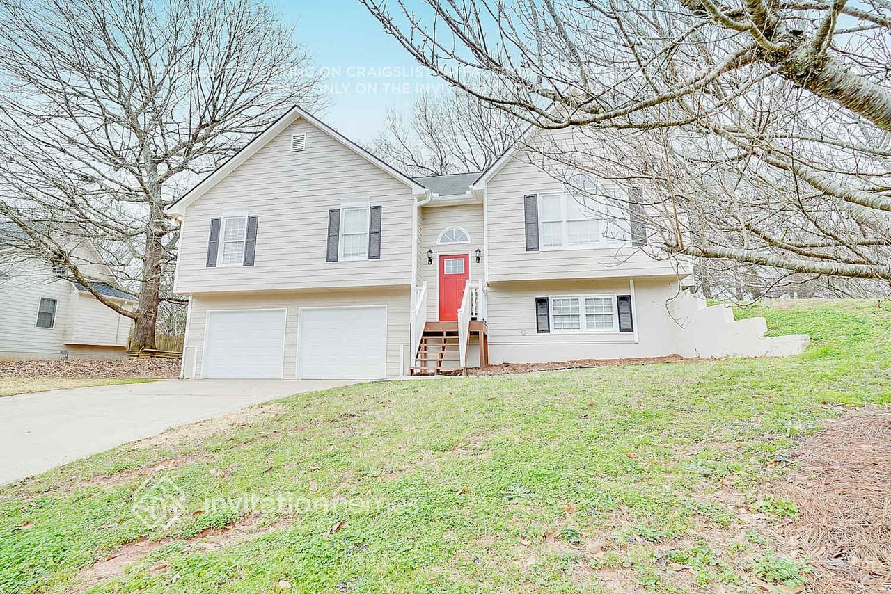 425 Austin Dr - Photo 2 of 25