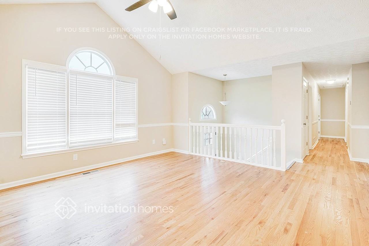 425 Austin Dr - Photo 7 of 25