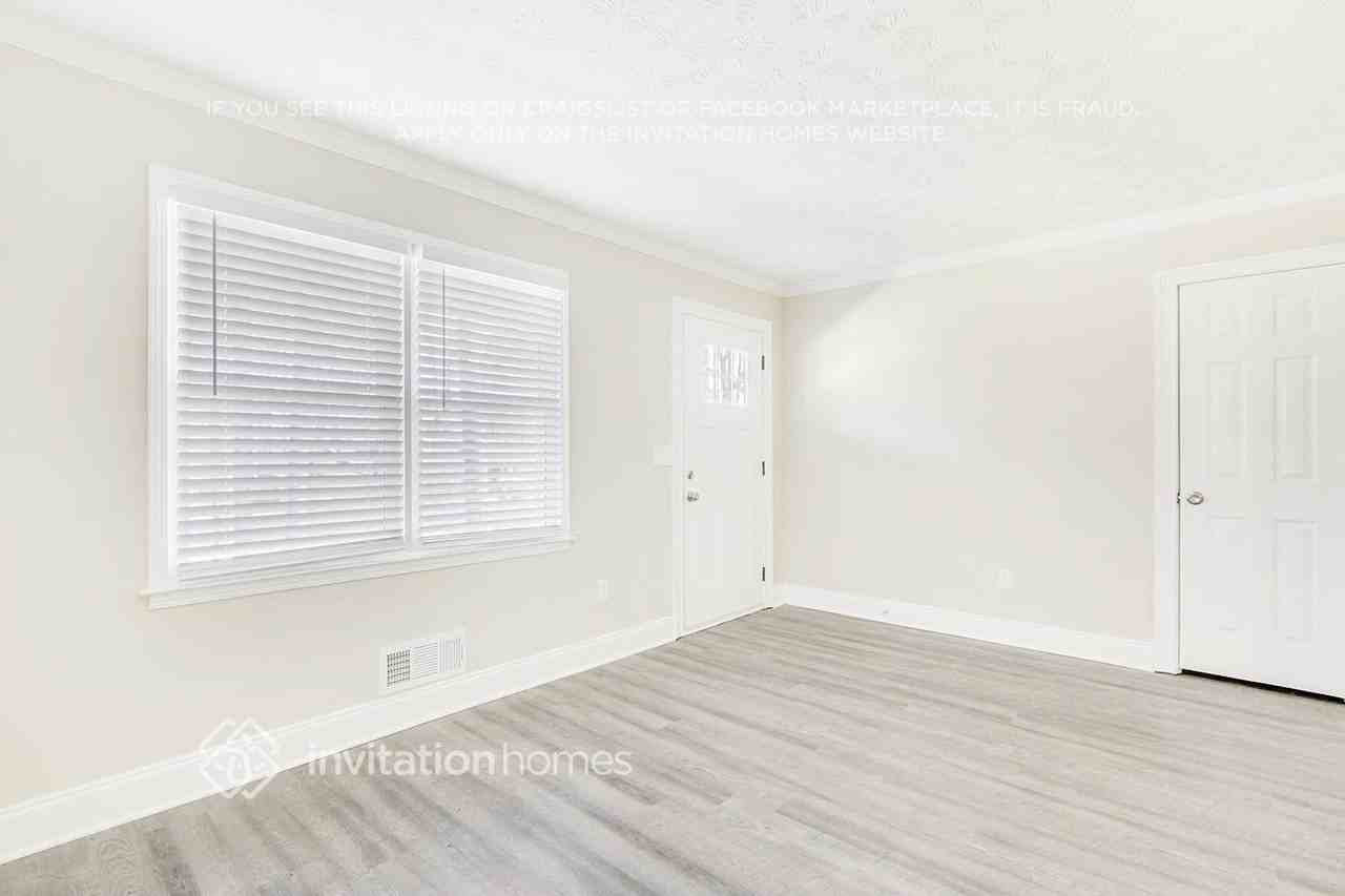 1690 Whitlock Rd - Photo 4 of 26