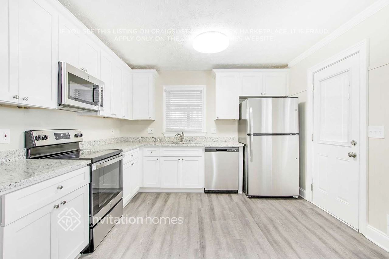 1690 Whitlock Rd - Photo 7 of 21