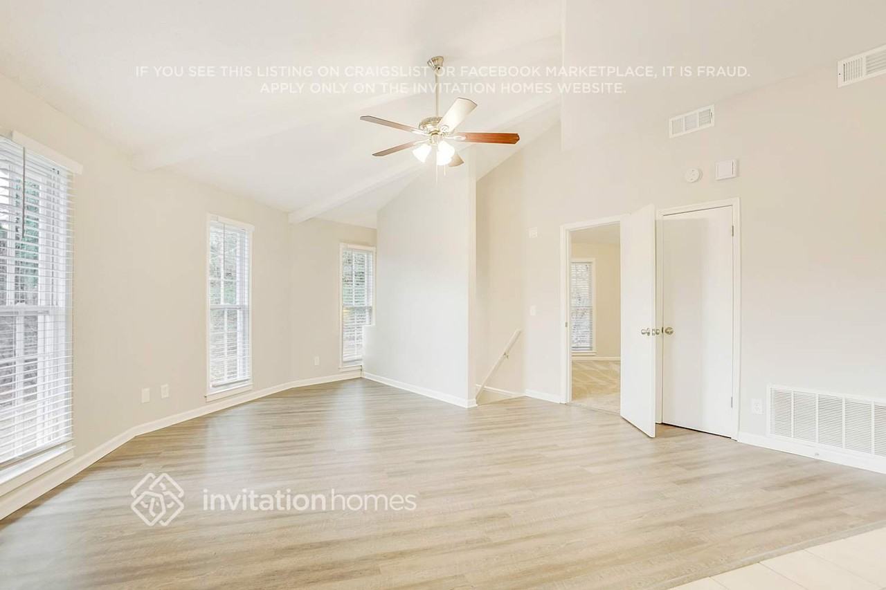 194 Eagle Ct - Photo 3 of 23