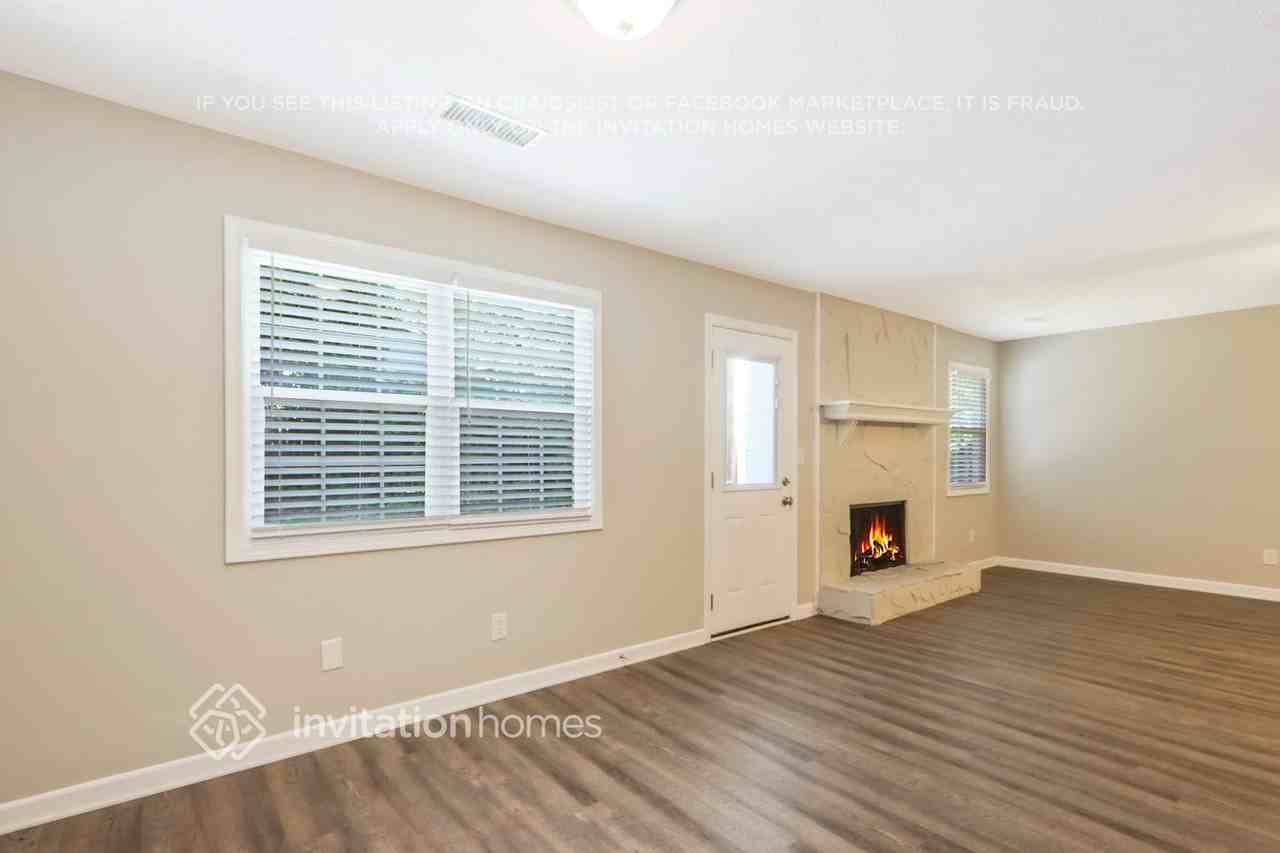 3487 Bramblevine Cir - Photo 6 of 24