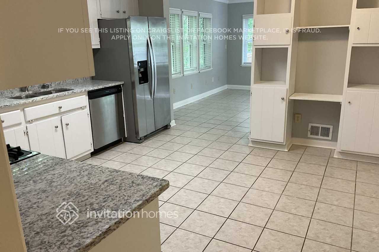 2407 Westland Way - Photo 5 of 14