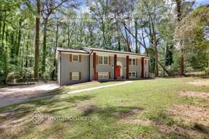 featured image of 4127 Durham Cir