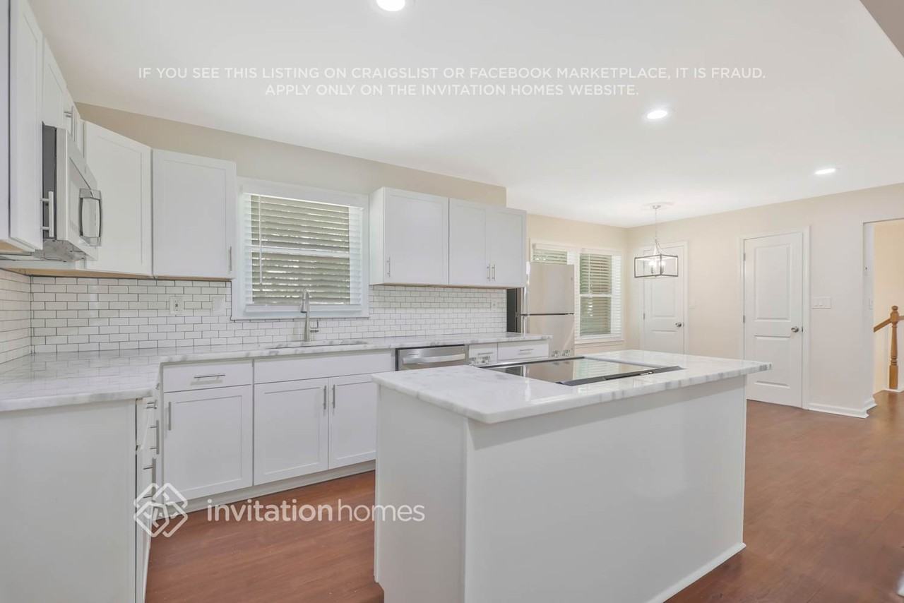 4127 Durham Cir - Photo 6 of 26