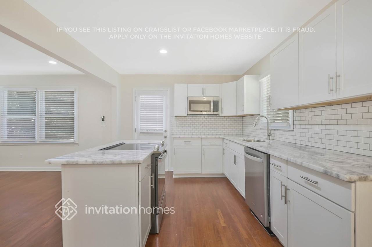 4127 Durham Cir - Photo 7 of 26