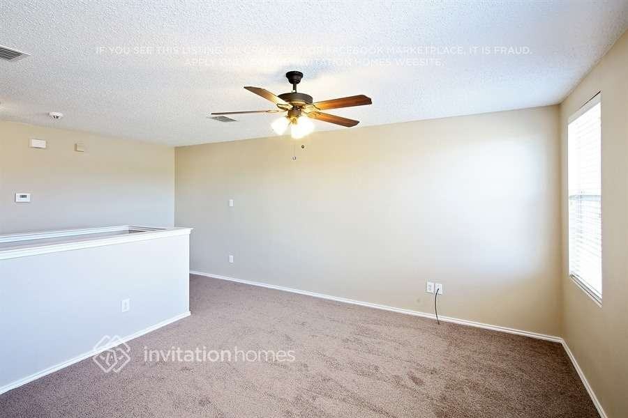 332 Snapdragon Ct - Photo 2 of 19