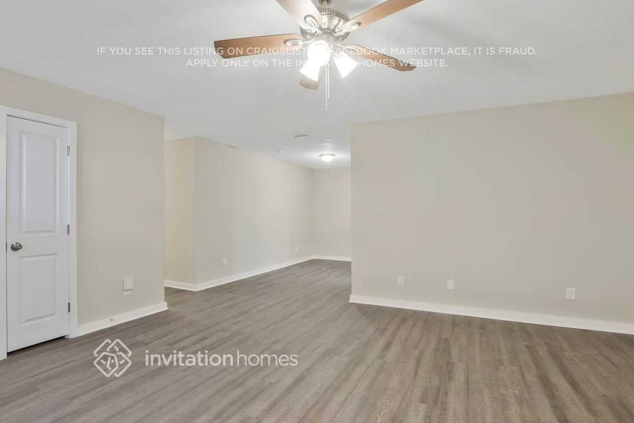 4751 Hairston Crossing Rd - Photo 5 of 24