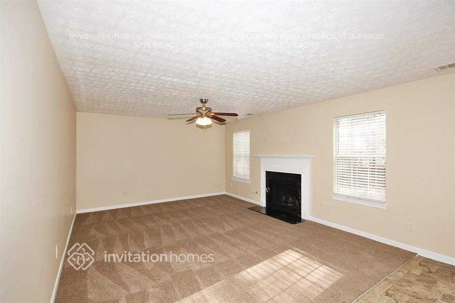 3925 Bradford Walk Trl - Photo 2 of 20