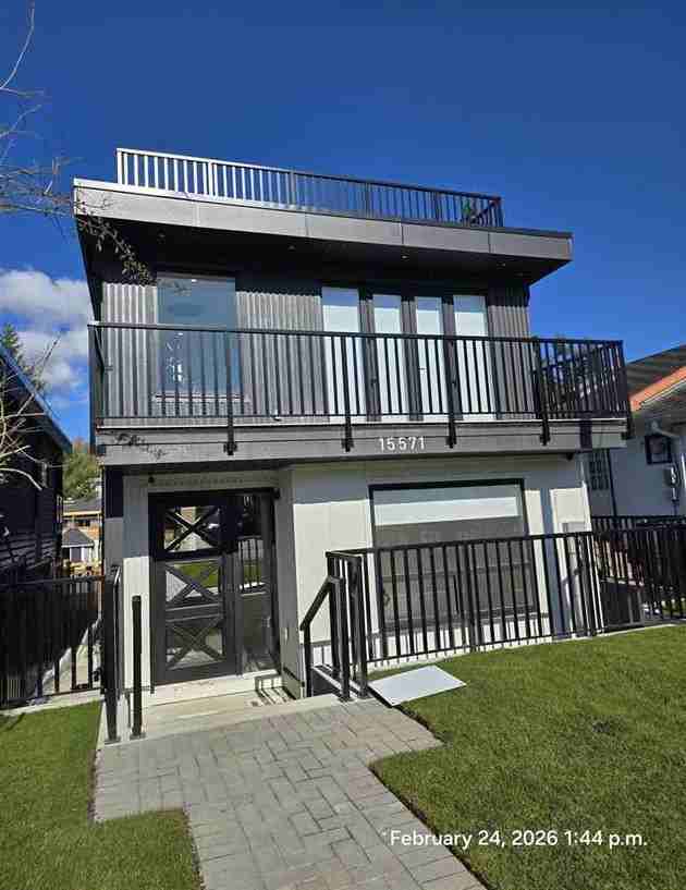 15571 Victoria Ave - Photo 2 of 25