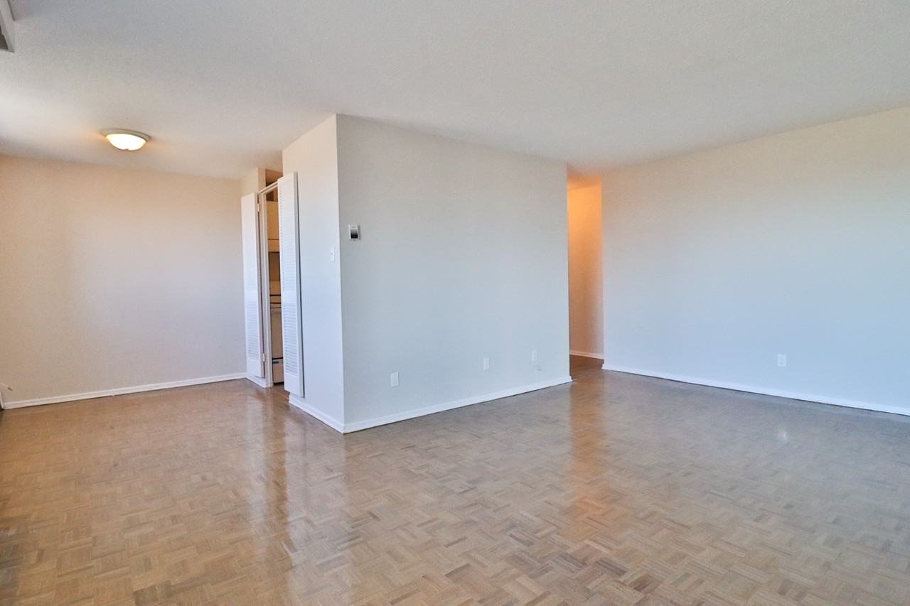1919 Kilborn Avenue - Photo 2 of 15