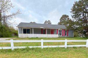 featured image of 1005 Jennifer Dr