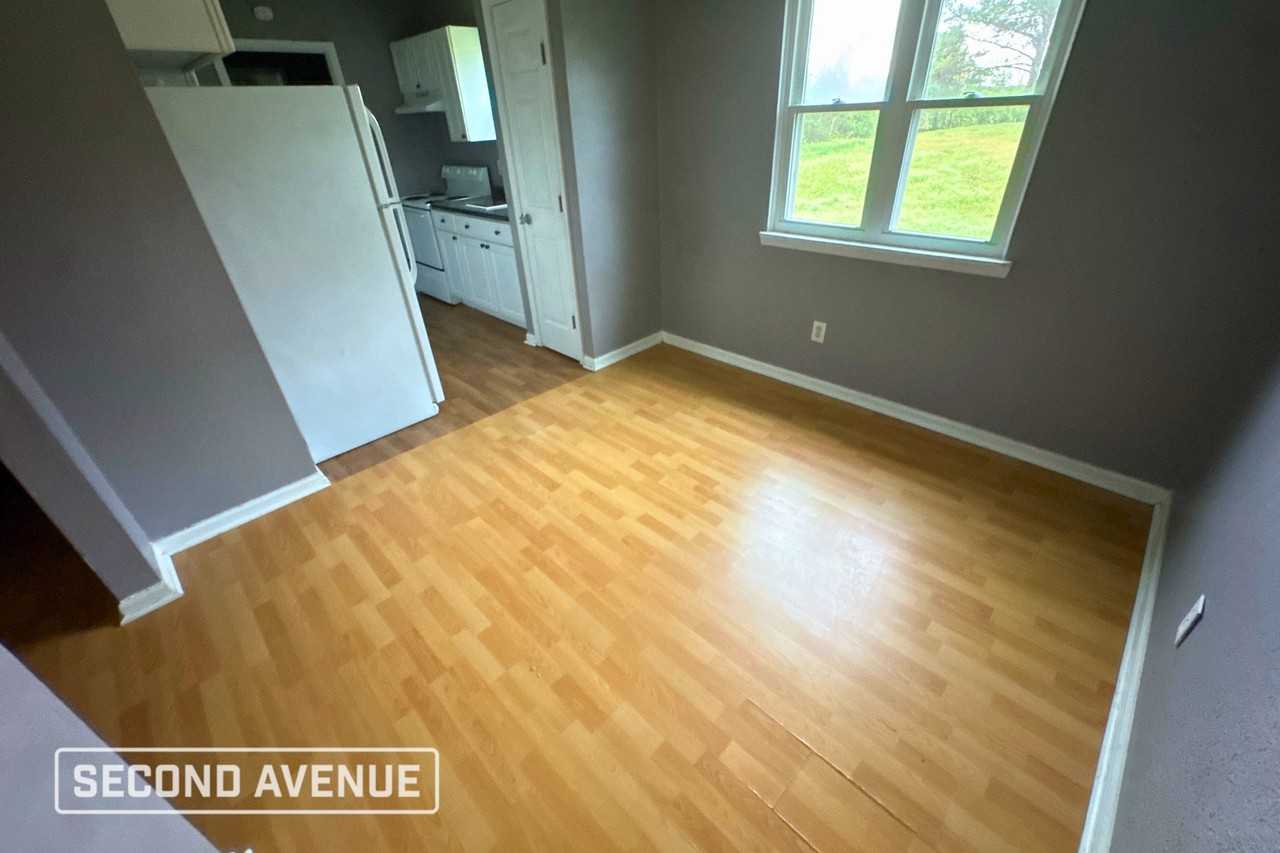 1005 Jennifer Dr - Photo 6 of 17