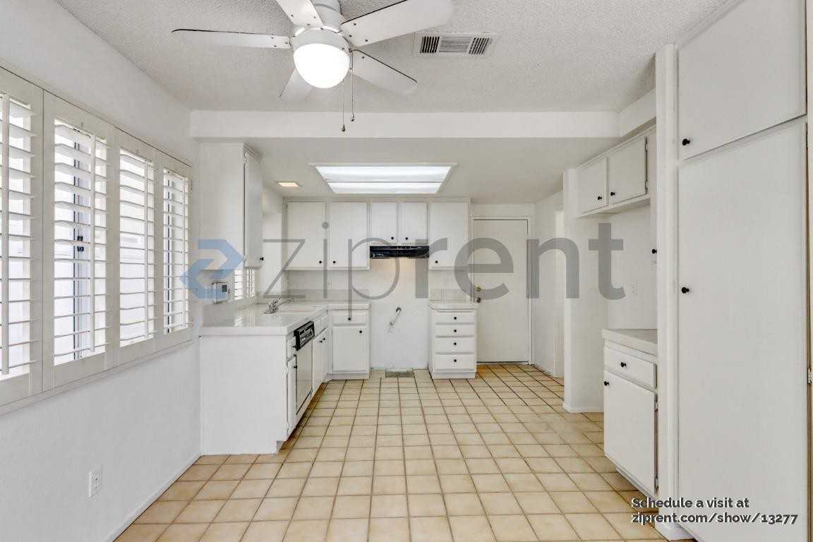 116 N Plymouth Way - Photo 7 of 20