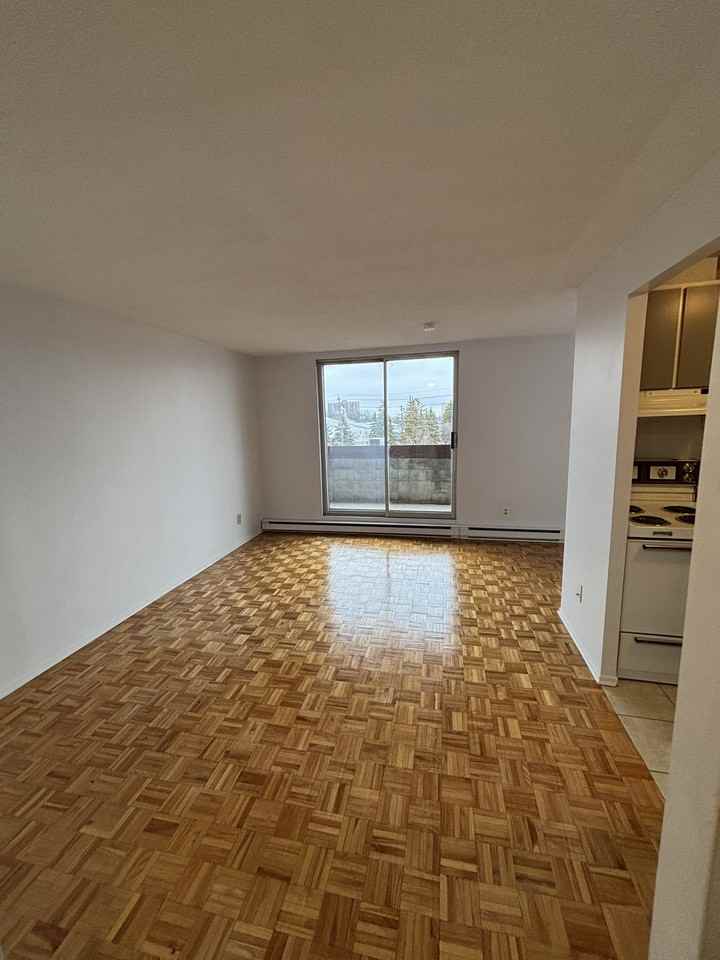 Walkley Square Apartments - Photo 3 of 10