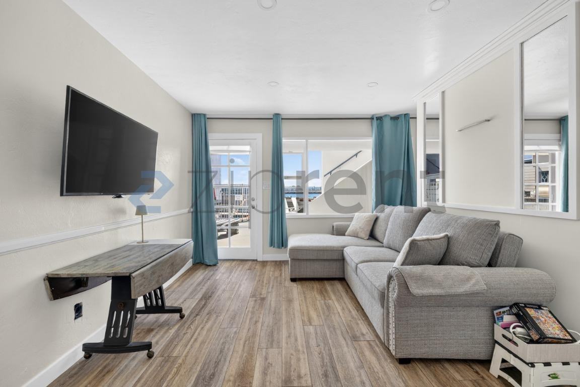 2613 Mission Blvd #2 - Photo 6 of 27
