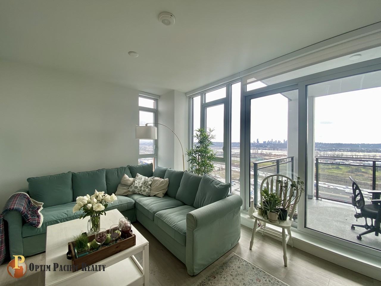 901 Lougheed Highway #20XX - Photo 6 of 22