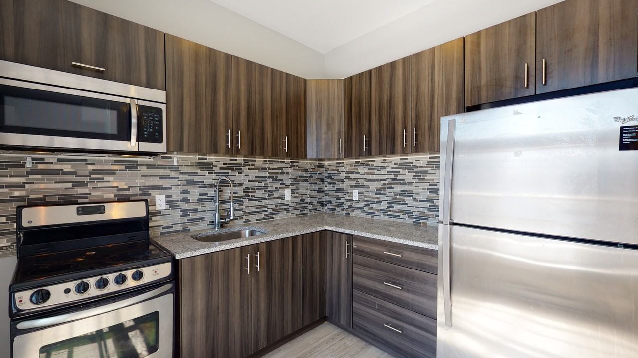 Laurier Apartments - Photo 7 of 35