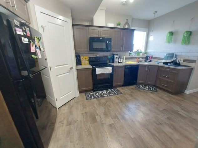 Beautiful 2 Bedroom Basement Suite in Timberstone Park!! - Photo 3 of 11