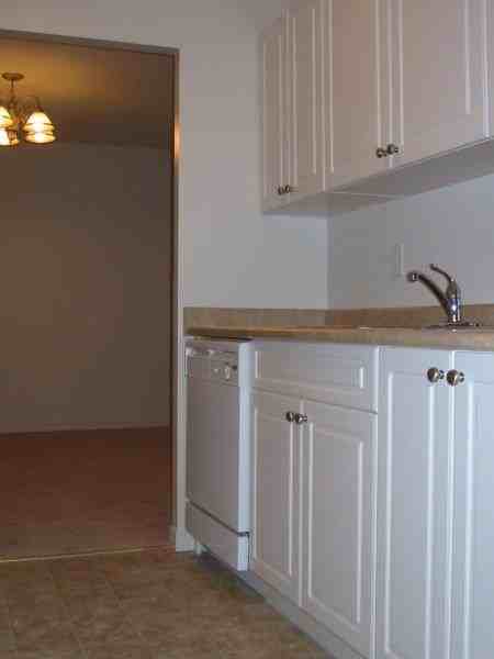 175 Wellington St. S - Photo 7 of 7