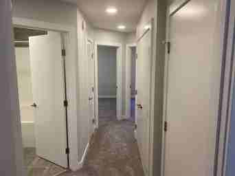 50 -50 Ebony Blvd - Photo 4 of 30