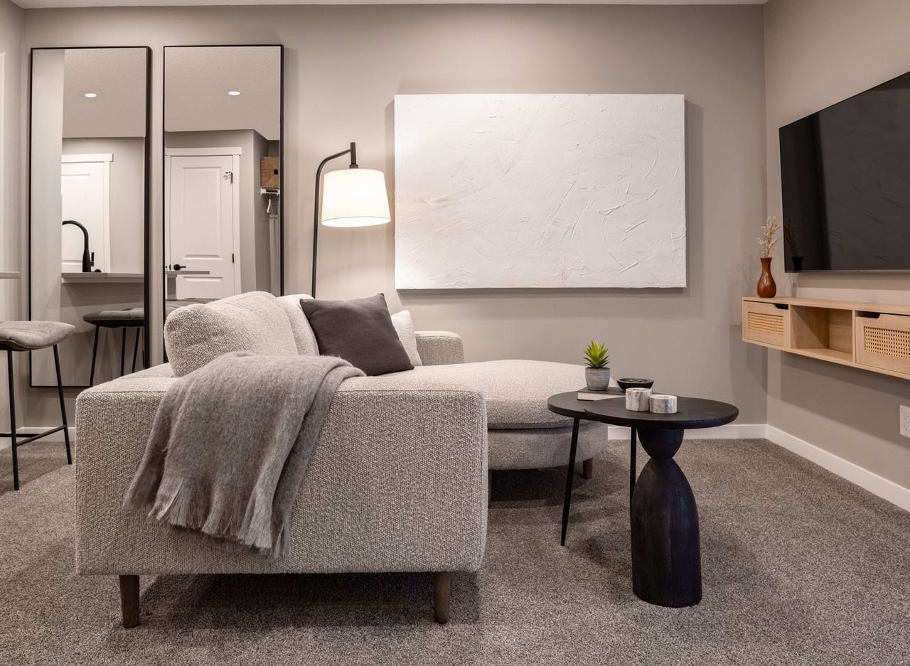 62B Hotchkiss Drive SE - Photo 3 of 13