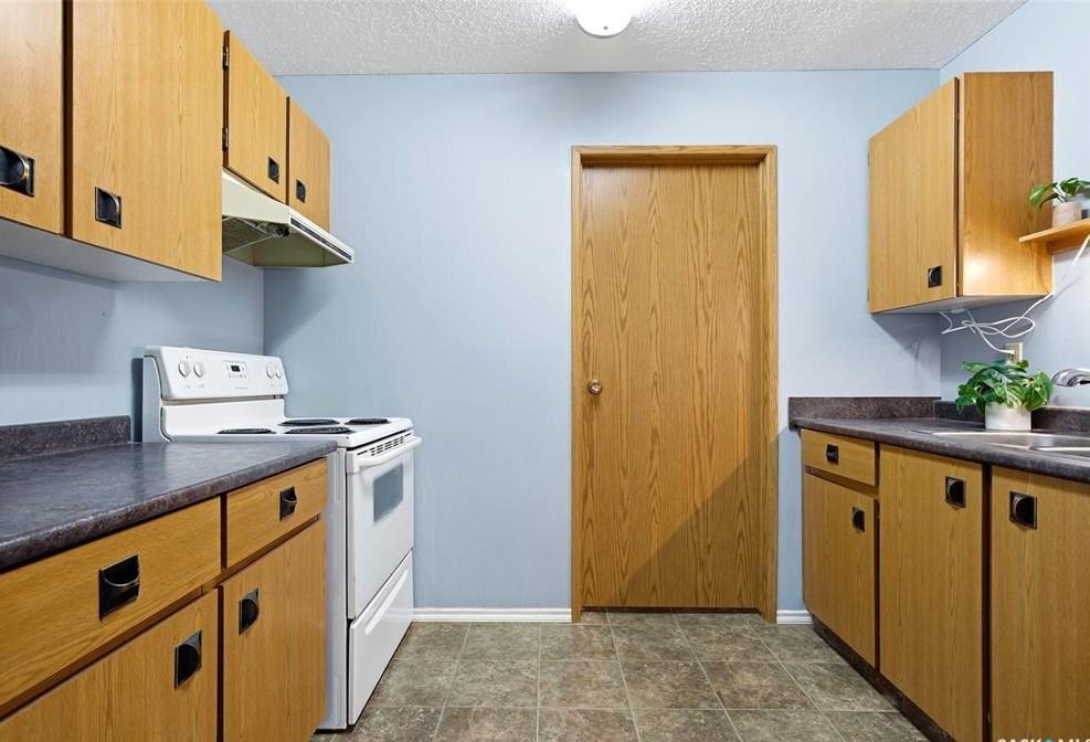 6575 Rochdale Blvd - Photo 7 of 10